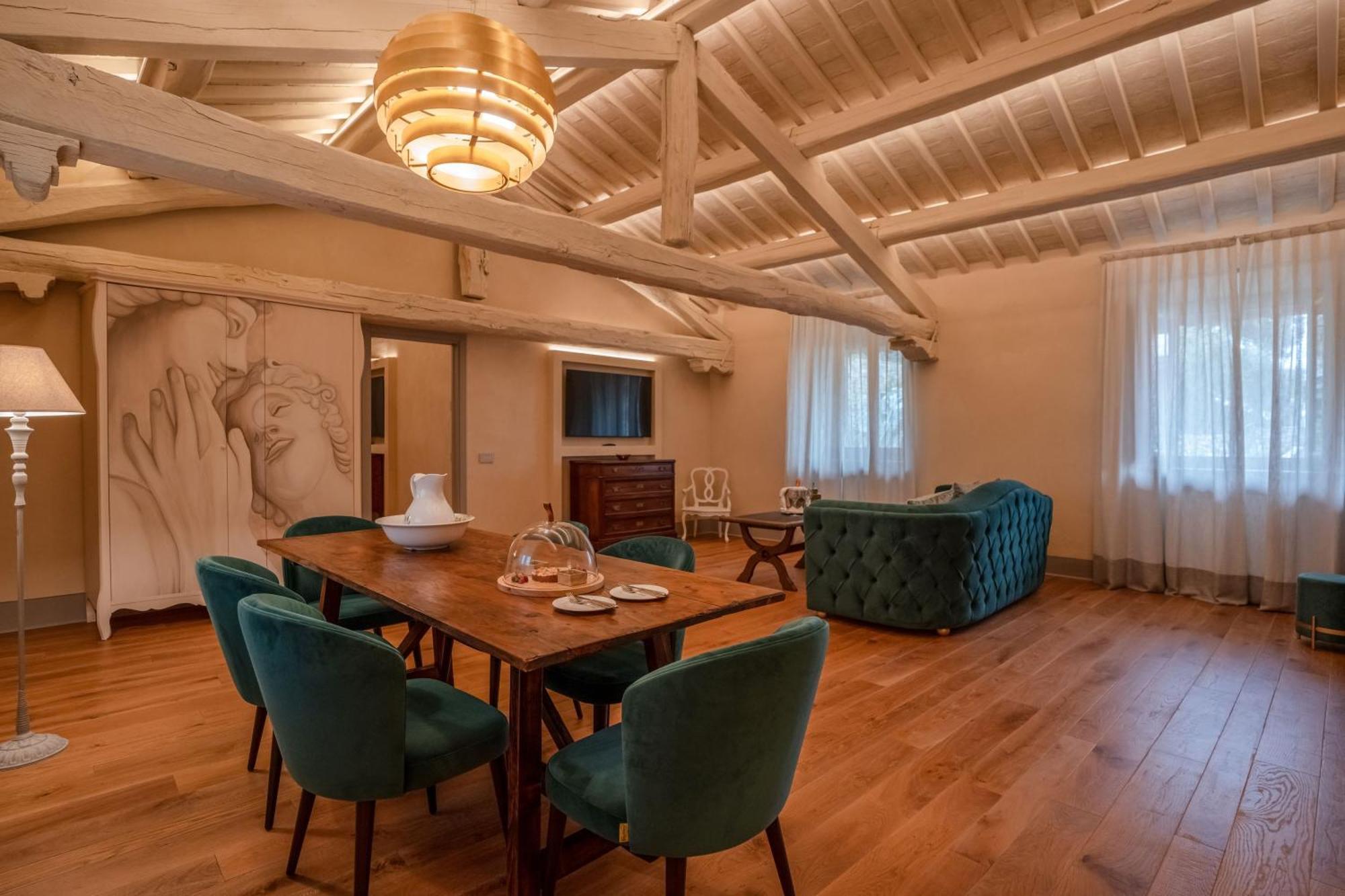 בורגו א בוג'יאנו La Monastica Resort & Spa מראה חיצוני תמונה