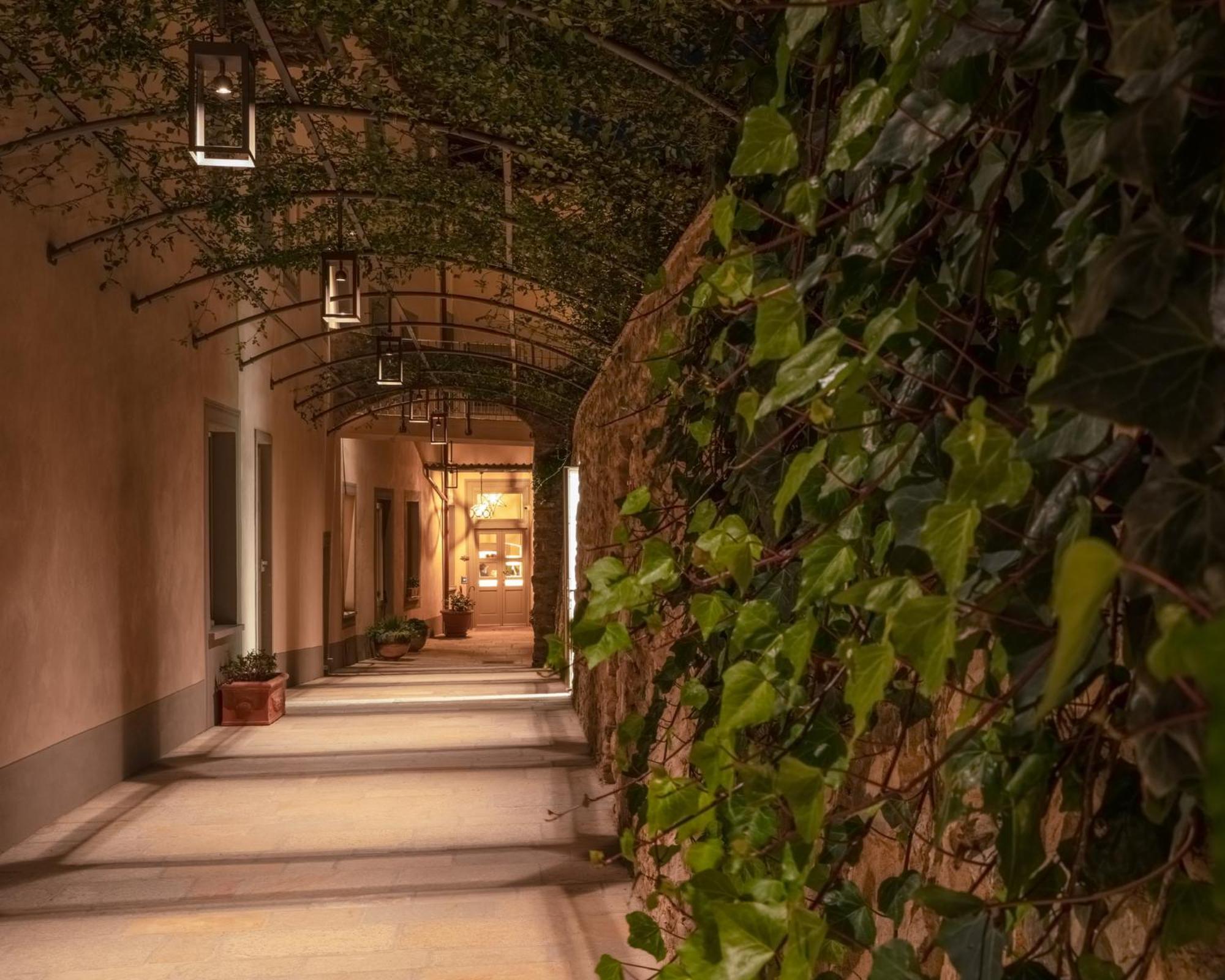 בורגו א בוג'יאנו La Monastica Resort & Spa מראה חיצוני תמונה